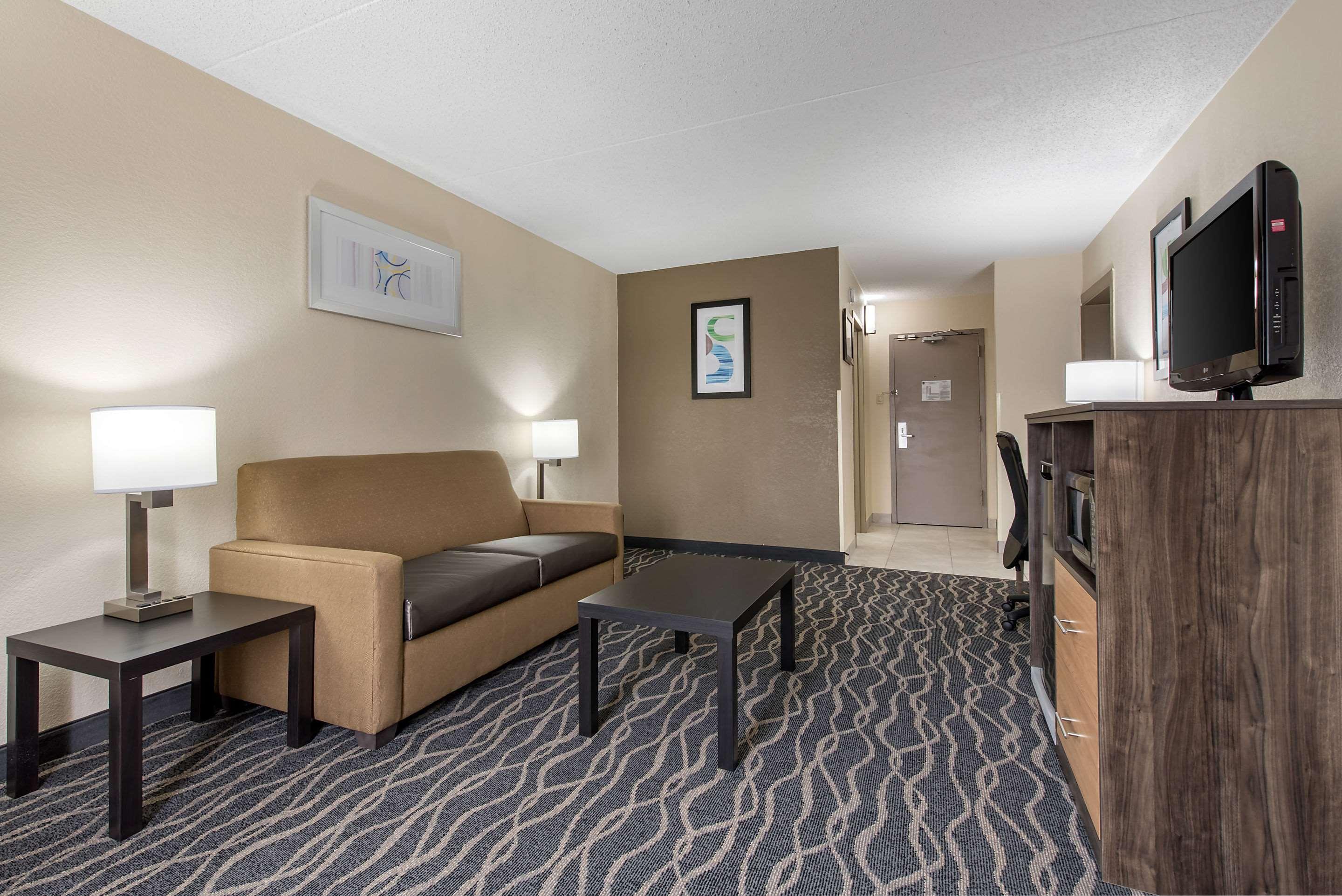 Quality Inn & Suites Lafayette I-65 Ngoại thất bức ảnh