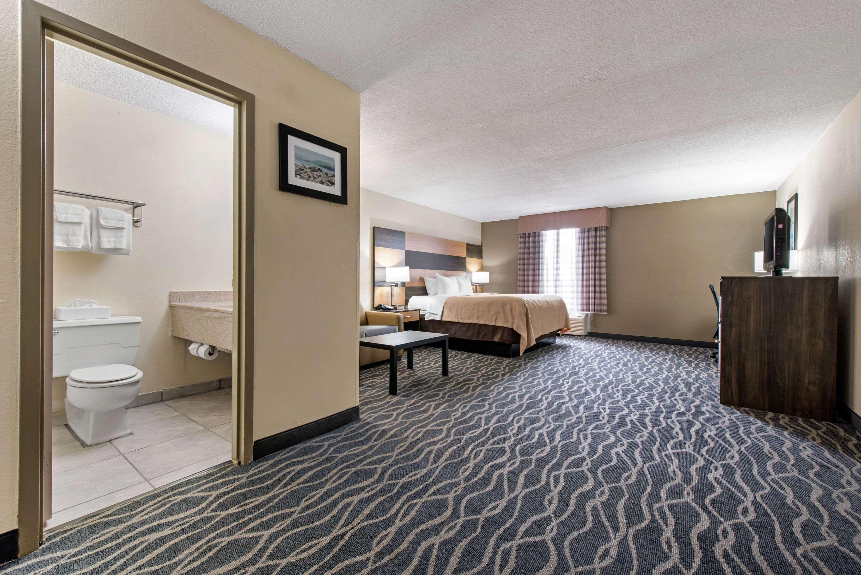 Quality Inn & Suites Lafayette I-65 Ngoại thất bức ảnh