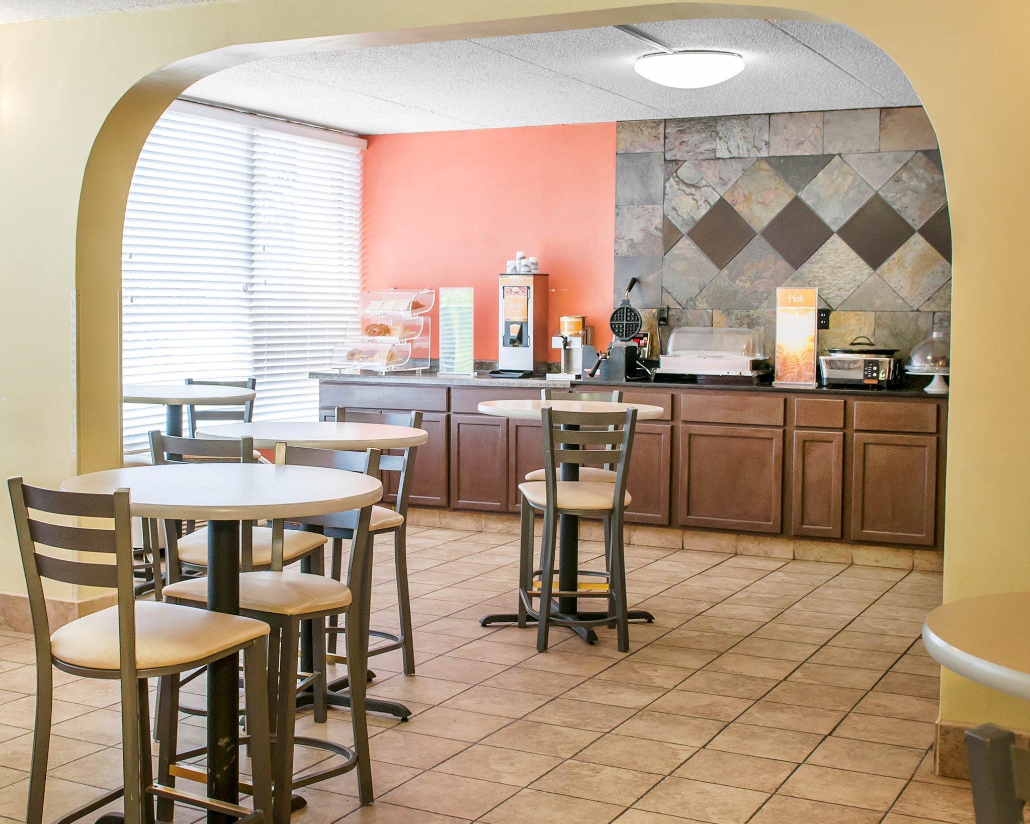 Quality Inn & Suites Lafayette I-65 Ngoại thất bức ảnh
