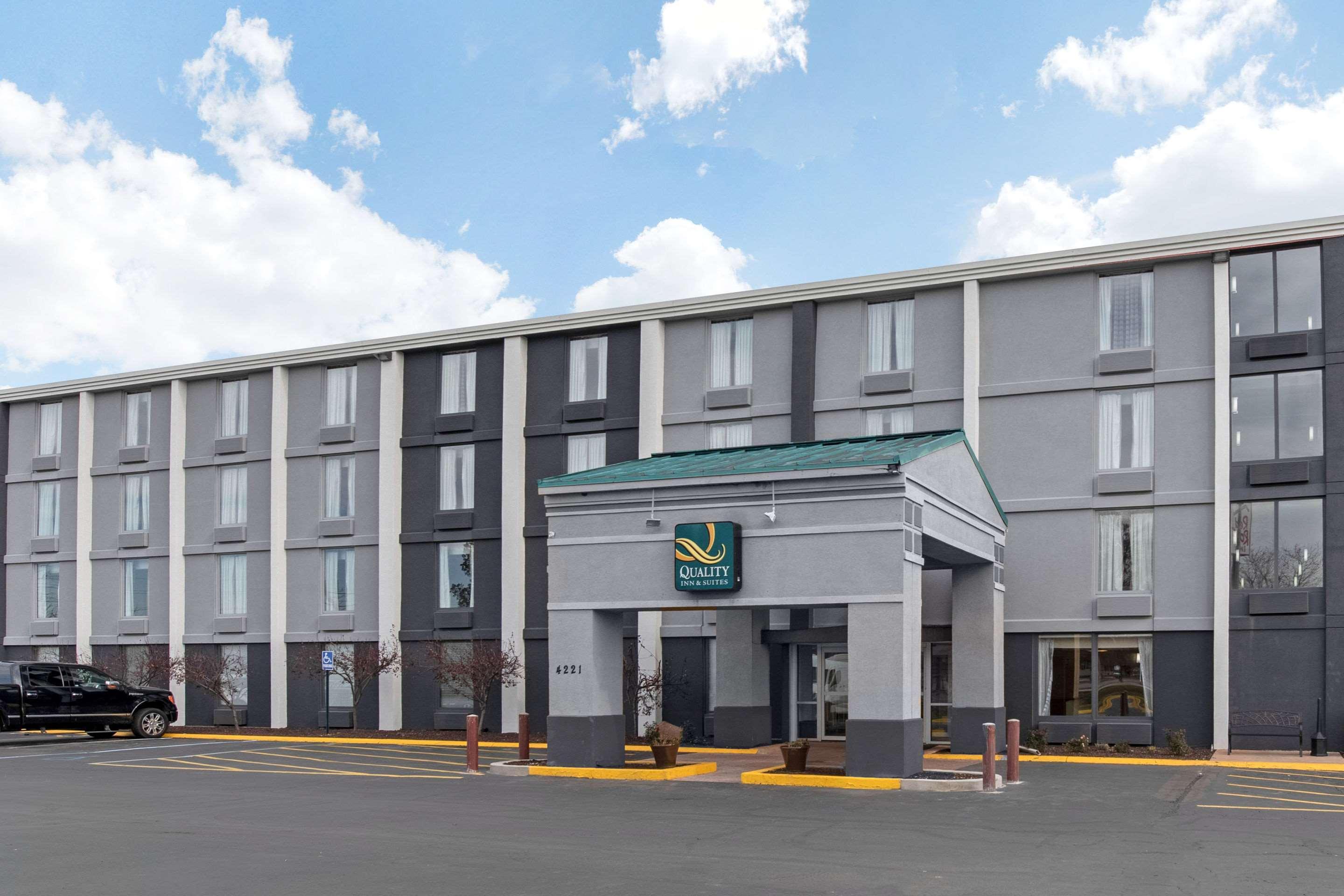 Quality Inn & Suites Lafayette I-65 Ngoại thất bức ảnh