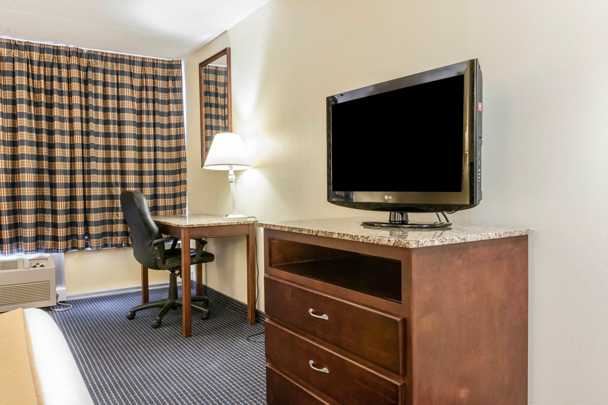 Quality Inn & Suites Lafayette I-65 Ngoại thất bức ảnh