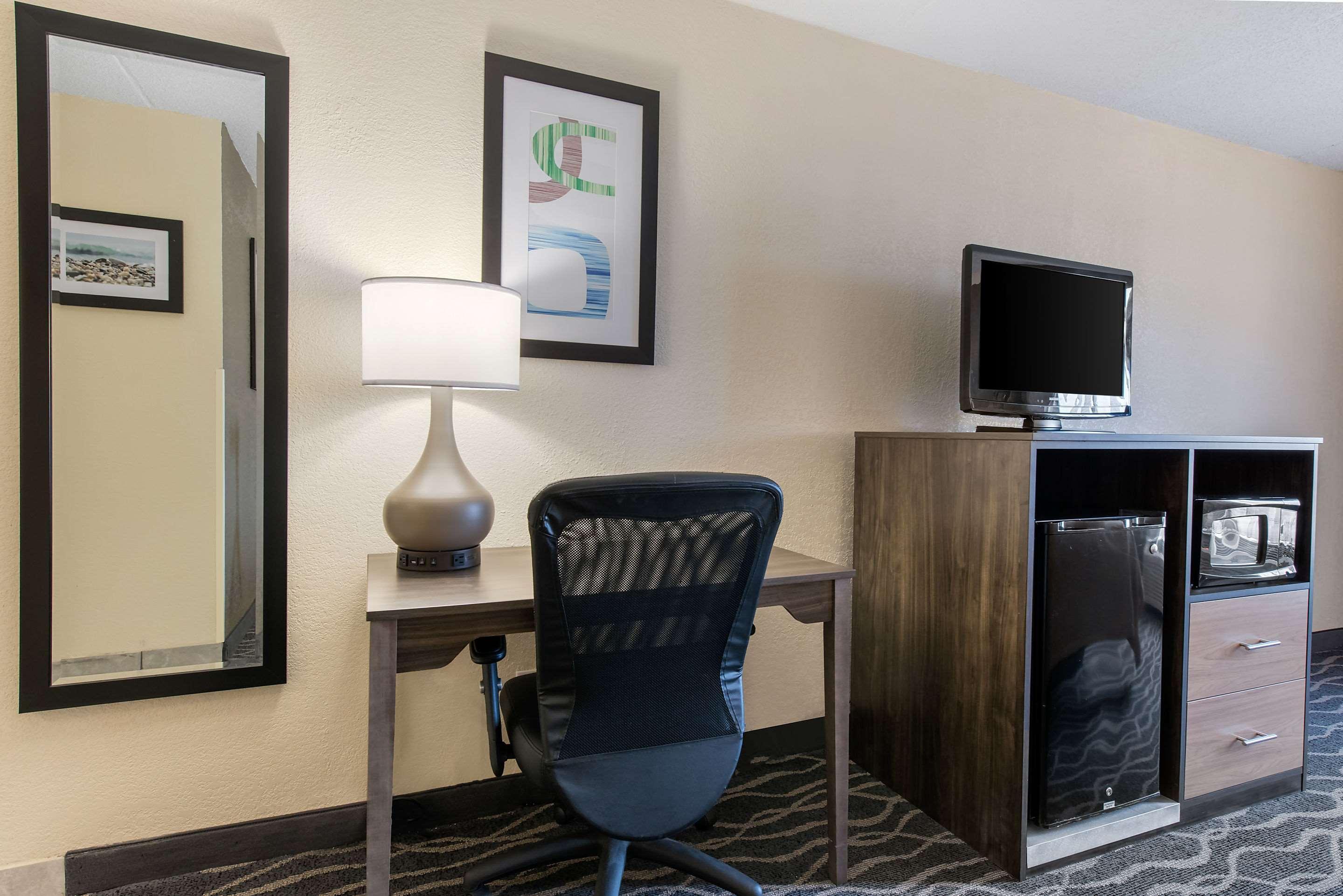Quality Inn & Suites Lafayette I-65 Ngoại thất bức ảnh