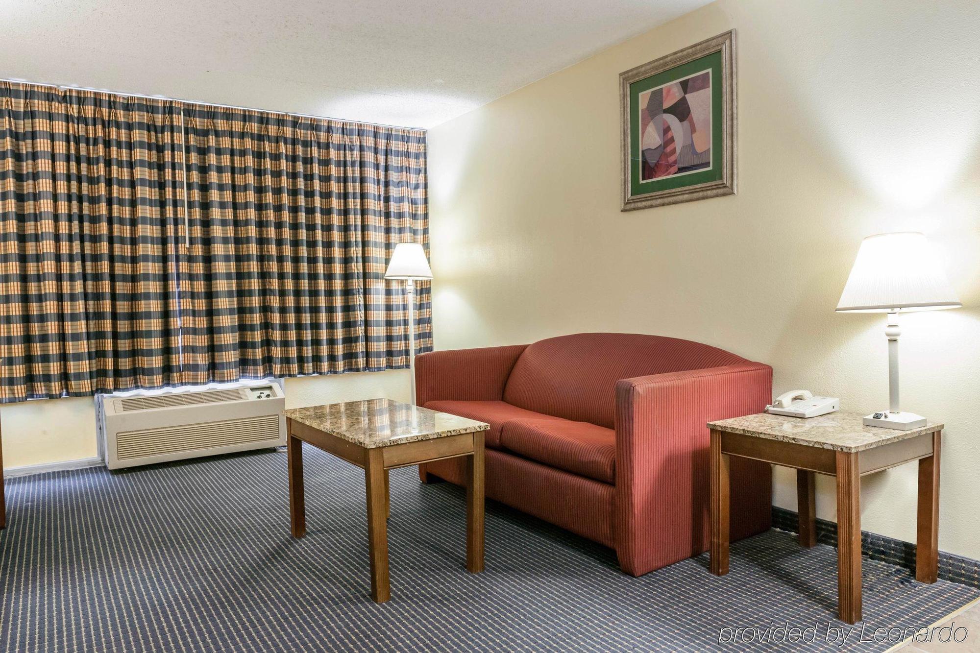 Quality Inn & Suites Lafayette I-65 Ngoại thất bức ảnh