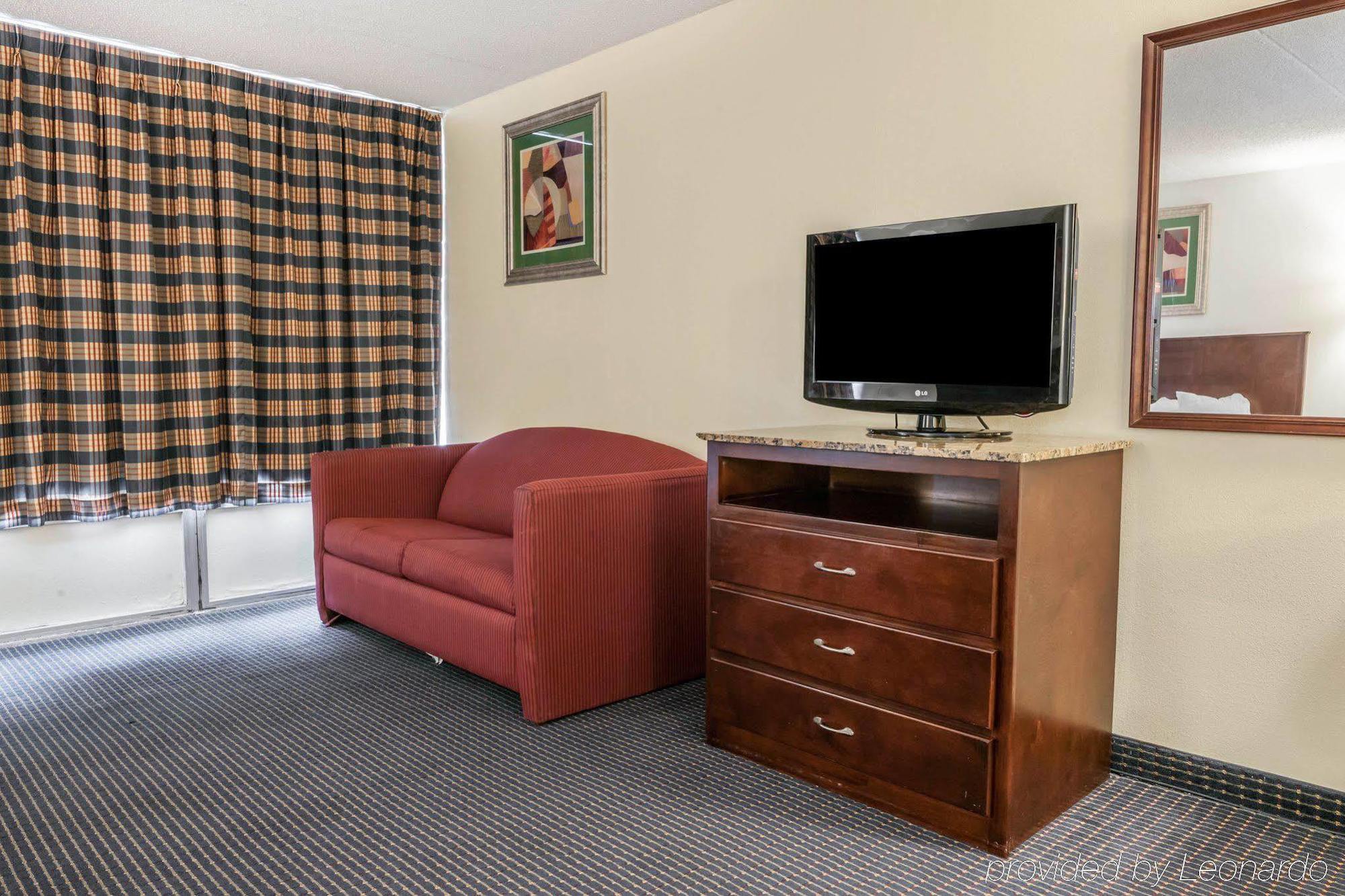 Quality Inn & Suites Lafayette I-65 Ngoại thất bức ảnh