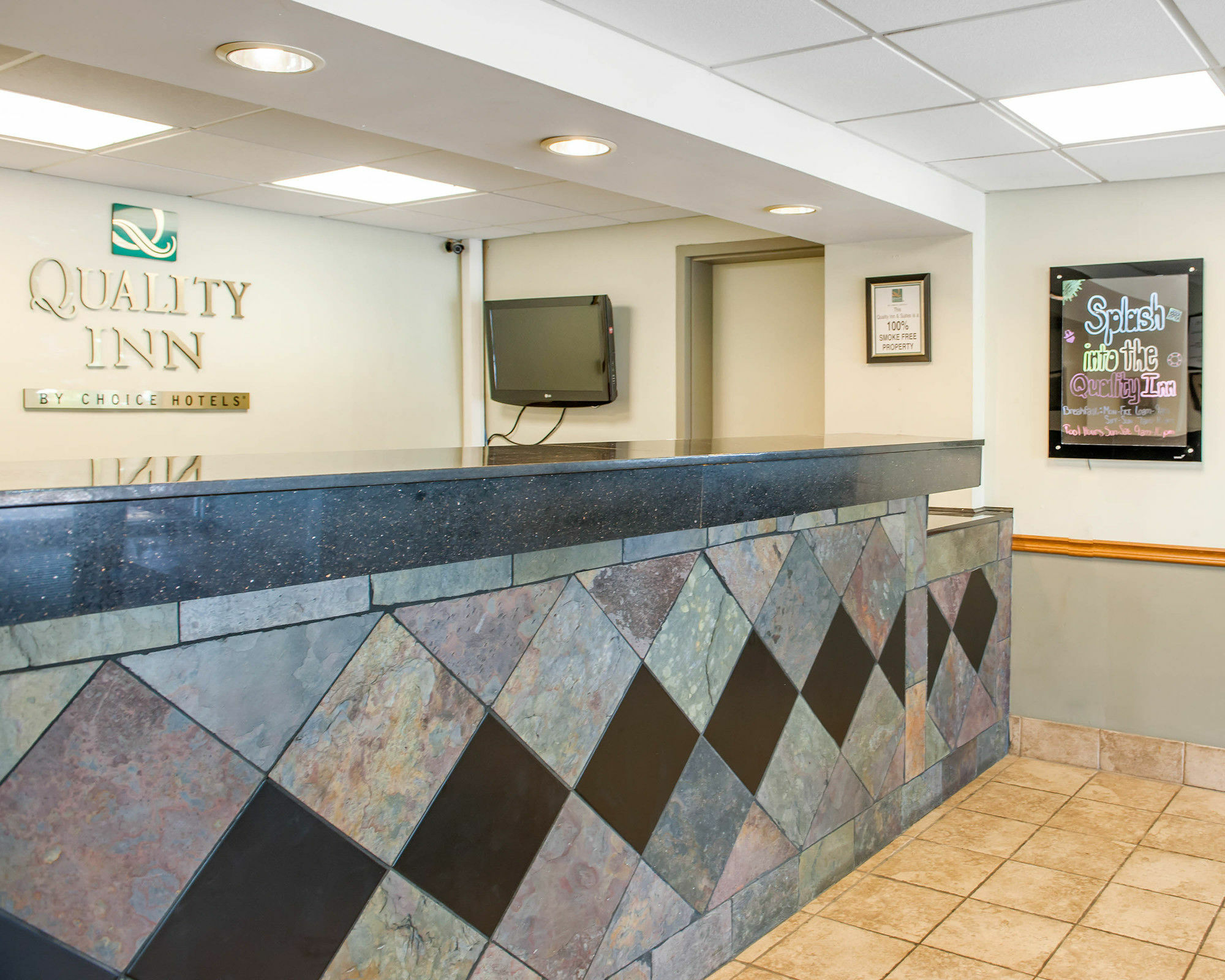 Quality Inn & Suites Lafayette I-65 Ngoại thất bức ảnh